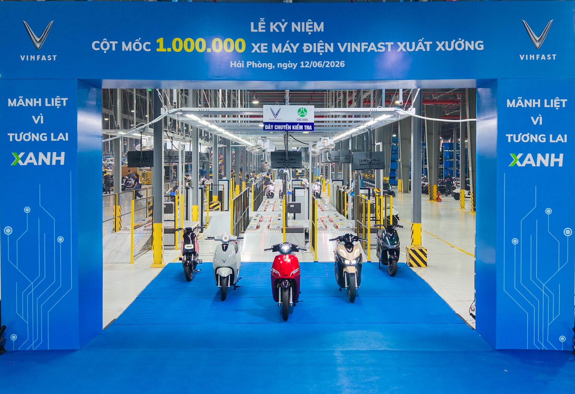 VinFast-Elektroroller bei der Produktionsfeier zum millionsten Fahrzeug in Hai Phong, Originalaufnahme des Herstellers